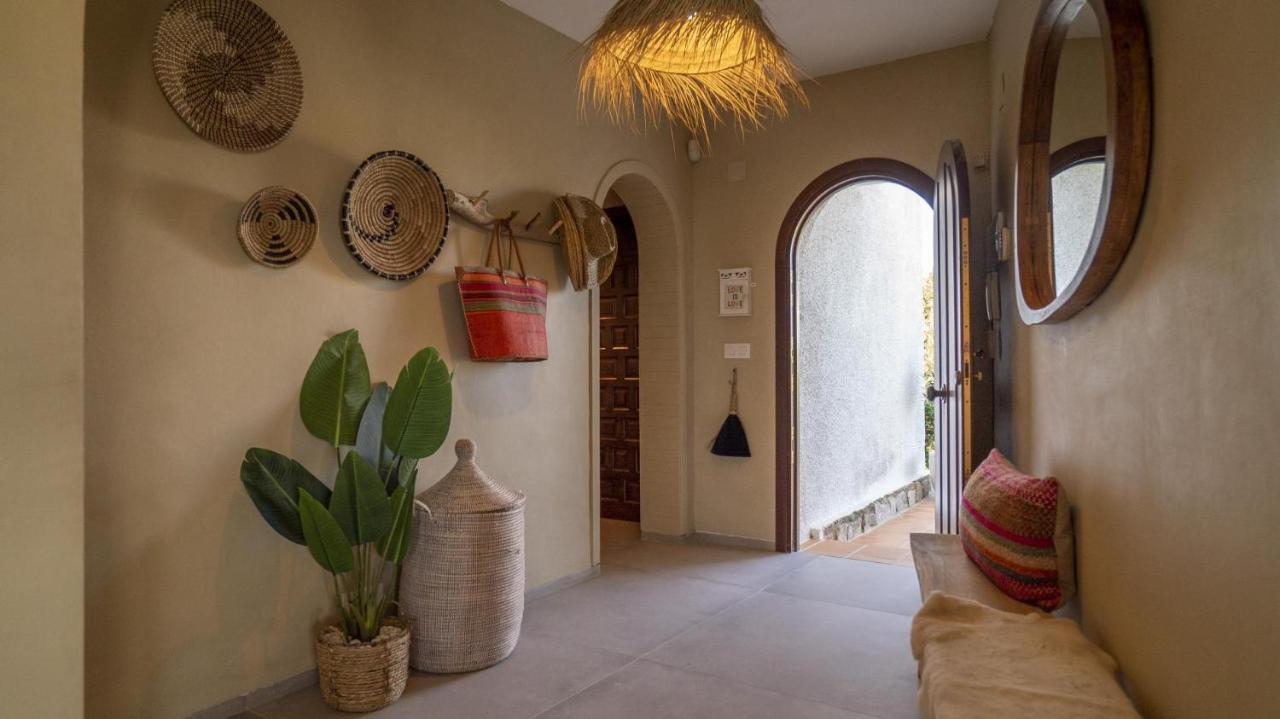 Casa Peponi - By Almarina Villa *